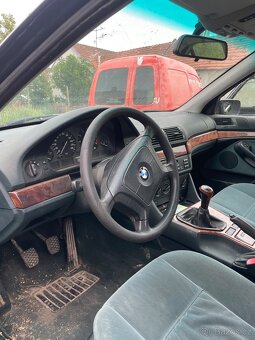 E39 520i na díly - 4