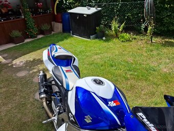 Suzuki gsxr1000 K8 - 4