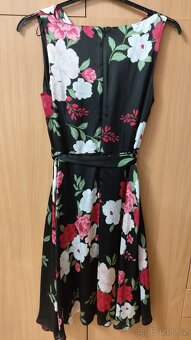 Dámské šaty Billie & Blossom, černé - 4