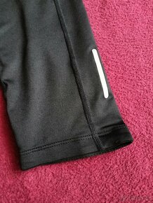 Černé sportovní přiléhavé kalhoty - 4