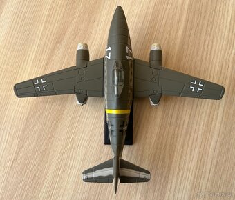 Kovový model Messerschmitt ME262A 1/48 - 4