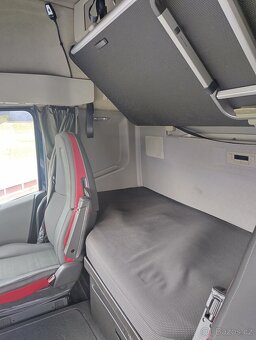 Volvo FH tahač na prodej 3 ks. - 4