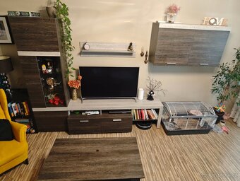 Obývací stěna + konferenční stolek - 4