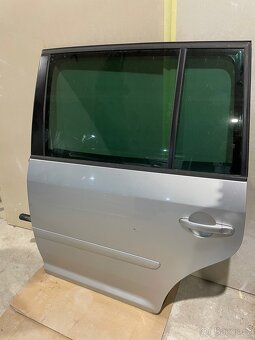 VW Touran 1T levé dveře - 4