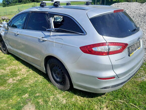 Ford Mondeo MK5 - 4