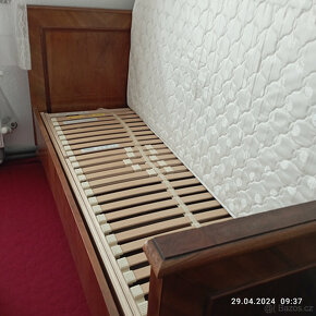 Starožitná postel s polohovacím roštem+matrací (postel 2) - 4