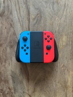 Nintendo Switch Oled model s kompletním vybavením - 4