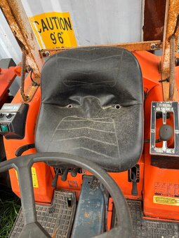 Japonský malotraktor Kubota B1-15 bultra - 4