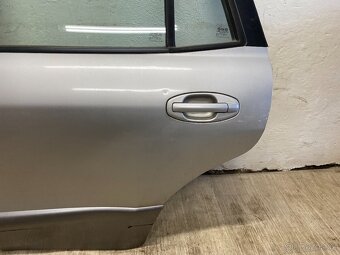 HYUNDAI SANTE FE I 2000-2006 - LEVÉ ZADNÍ DVEŘE KOMPLETNÍ - 4