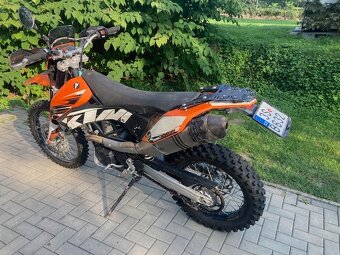 KTM 690 Enduro 2010 - 4