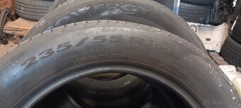 235 55 19 pneu Pirelli Suv - 4