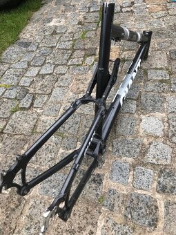 Rám Giant XTC NRS3 - 4