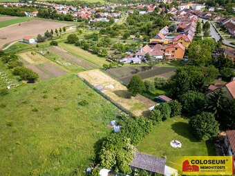 Otnice, pozemky pro bydlení, 879 m2, sítě - pozemek - 4