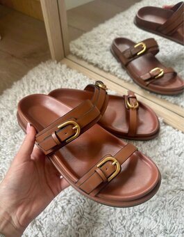 HNĚDÉ SANDÁLY - PANTOFLE ZARA - 4