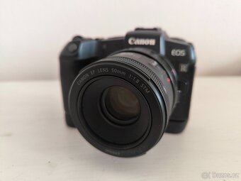 Canon EOS RP + Canon EF 50mm f/1.8 - 4