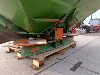 1800L Rozmetadlo AMAZONE ZA-U 1801 - zaběr do 28m - 4