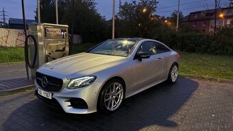 Mercedes Benz e-class AMG coupe - 4