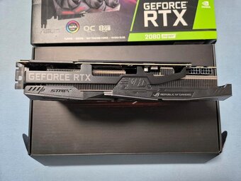 ASUS ROG Strix RTX 2080 Super OC 8 GB - 4