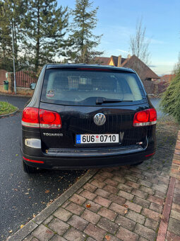 Volkswagen Touareg 2.5 TDI – 1. majitel, perfektní stav - 4