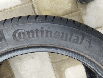 Continental UltraContact 225/45 R17  91Y - 4