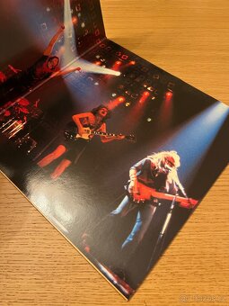 AC/DC – For Those About To Rock We Salute You - 4