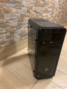 Herní PC – Ryzen 5 / RX 570 – plně funkční - 4