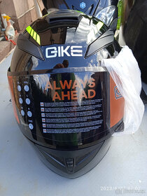 Helma QIKE nová veli. L - 4