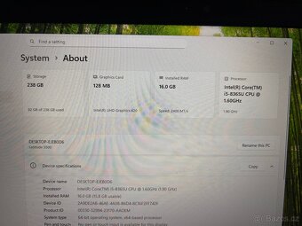 Dell Latitude 5500 - 4