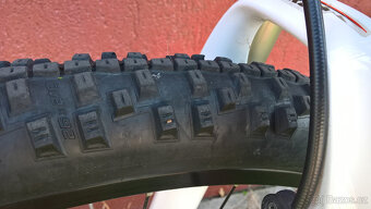 KARBONOVÝ AUTHOR 26 rám L - 4