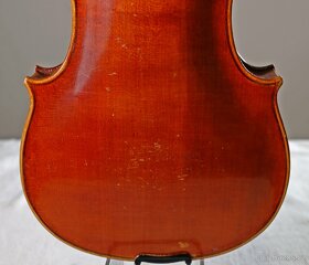 Prodám celé 4/4 100let staré české housle - 4