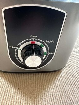 Kuchyňský robot / multifunkční food processor 7L – 600W - 4