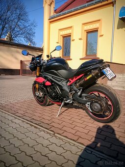 Triumph Speed triple 1050 R - 4