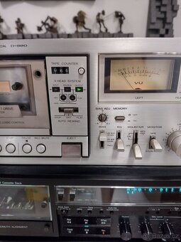 HITACHI D-980 - 4