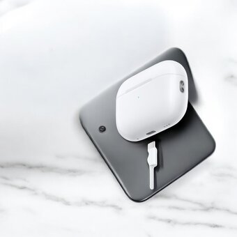 AirPods Pro (2. generace) MagSafe nabíjecí pouzdro USB-C - 4