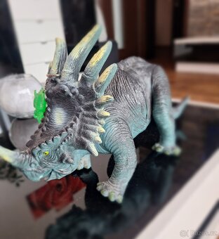 Dinosauří figurky - 4
