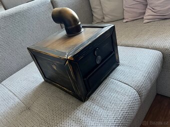 Ručně vyrobený HTPC ve stylu steampunk / vintage - 4