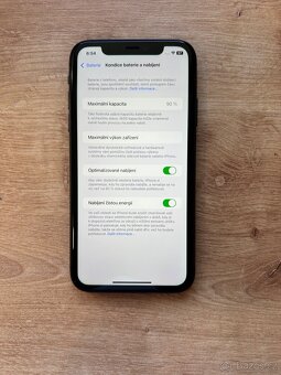 iPhone 11 Black 64GB 90% Baterie - 4