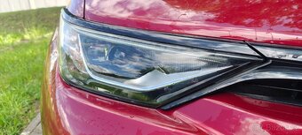 Toyota Auris 1.8 Hybrid Touring Sports HE15U - 4