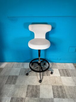 Barová židle VITRA Pivot šedá - 4