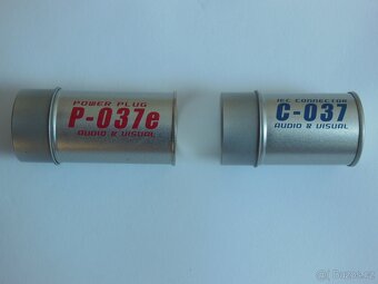 Prodám napájecí konektory OYAIDE - 4