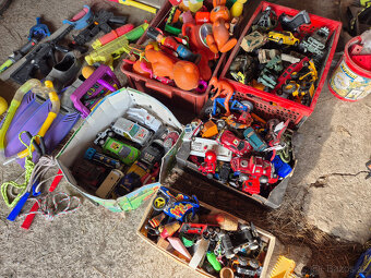 starší hračky - 4