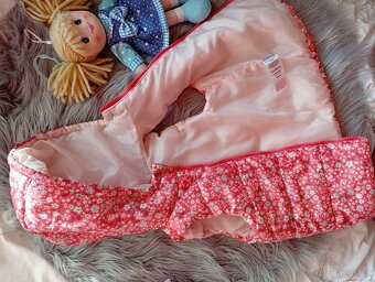 Dívčí vesta vel..98, 116, 122 - 4