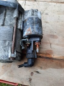 Startér (Touran) - 4