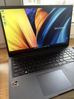 Prodám notebook Asus vivobook 15 z Ryzen 7 - 4