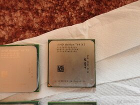 AMD Athlon 64 X2 - 4