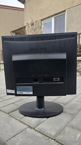Monitor Samsung E1920NR - 4