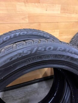 Zimní pneu 215/50/18 - 4