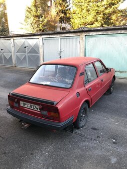 Škoda 105m - 4