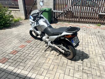 Honda XL125V Varadero - 4