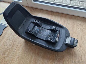 Dětská autosedačka vajíčko Maxi-Cosi PebblePlus se základnou - 4
